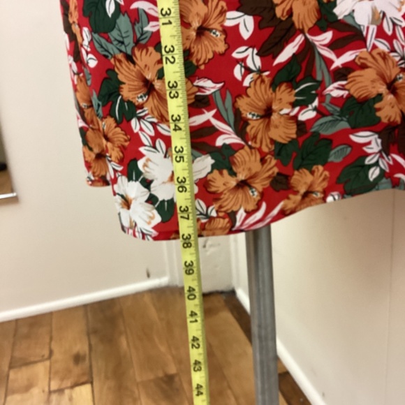 An island dream plus size dress - Picture 4 of 4